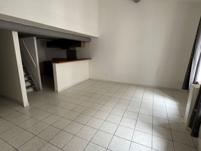 Appartement 3 pièces, 50 m² à louer à Nîmes 30900