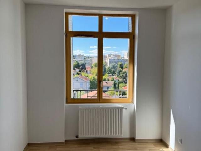 Appartement 3 pièces, 50 m² à louer à Oullins Pierre Bénite 69600