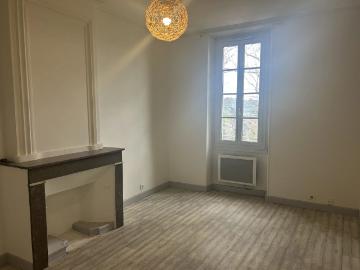 Appartement 3 pièces, 51 m² à louer à Uzès 30700