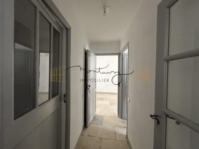 Appartement 3 pièces 51 m². Pourquoi pas un intitulé qui pourrait être: T3 entièrement rénové – Climatisation