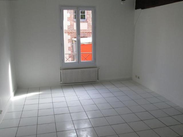 Appartement 3 pièces, 52 m² à louer à Maintenon 28130