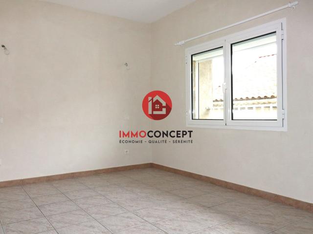 Appartement 3 pièces, 52 m² à louer à Roquemaure 30150
