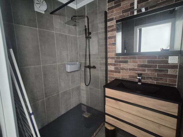 Appartement 3 pièces, 52 m² à louer à Saint Égrève 38120