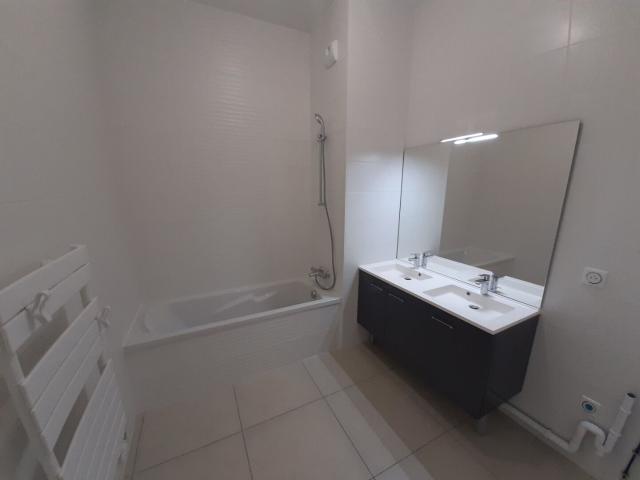 Appartement 3 pièces, 57 m² à louer à Caluire et Cuire 69300