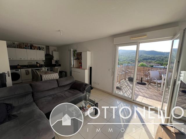 Appartement 3 pièces, 57 m² à louer à Roquebrune sur Argens 83520