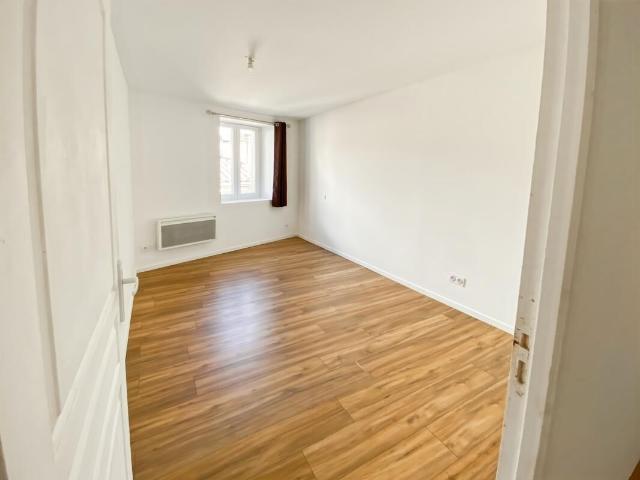 Appartement 3 pièces, 57 m² à louer à Saint Michel l'Observatoire 04870