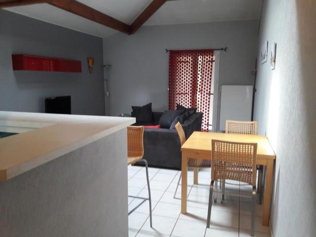 Appartement 3 pièces, 57 m² à louer à Saint Pierre du Mont 40280
