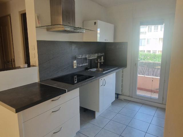 Appartement 3 pièces, 55 m² à louer à Toulon 83100