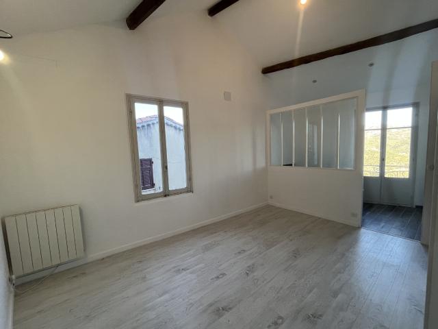 Appartement 3 pièces, 55 m² à louer à Berre les Alpes 06390