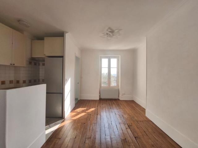 Appartement 3 pièces, 55 m² à louer à Charenton le Pont 94220