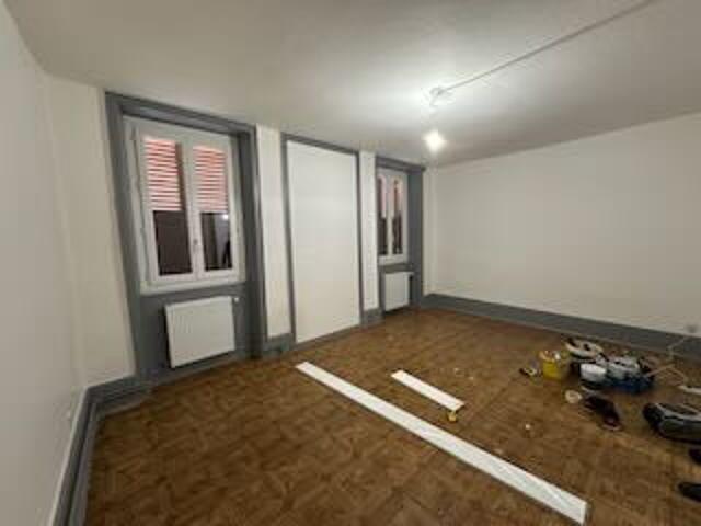 Appartement 3 pièces, 55 m² à louer à Marcigny 71110