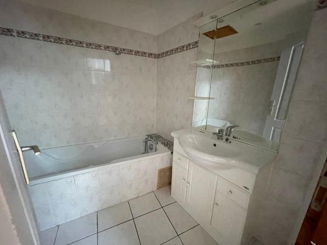 Appartement 3 pièces, 55 m² à louer à Montricoux 82800