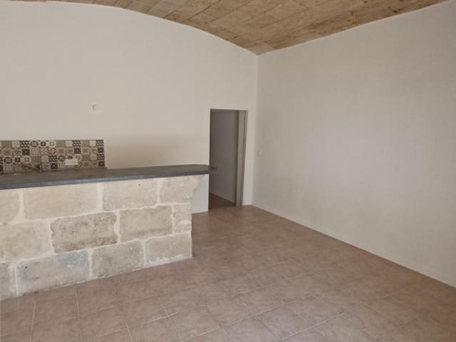 Appartement 3 pieces 56.65m2 avec cour