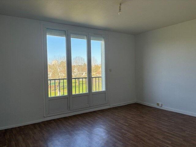 Appartement 3 pièces, 56 m² à louer à La Châtre 36400