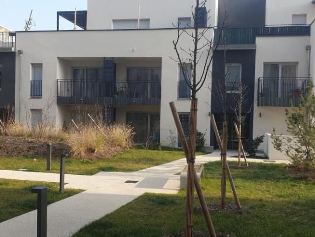 Appartement 3 pièces, 56 m² à louer à Lyon 8 69008