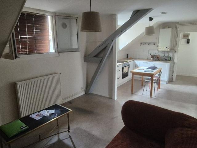 Appartement 3 pièces, 56 m² à louer à Moulins 03000