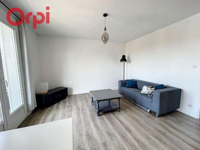 Appartement 3 pièces, 58 m² à louer à Vichy 03200