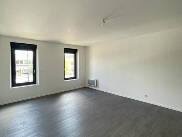Appartement 3 pièces, 58 m² à louer à Castelginest 31780