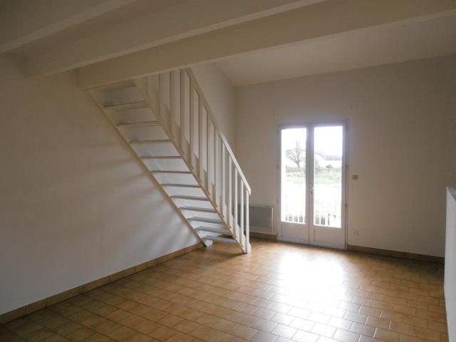 Appartement 3 pièces, 58 m² à louer à Neuville de Poitou 86170
