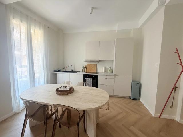Appartement 3 pièces, 58 m² à louer à Nice 06000