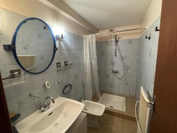 Appartement 3 pièces, 58 m² à louer à Rieupeyroux 12240