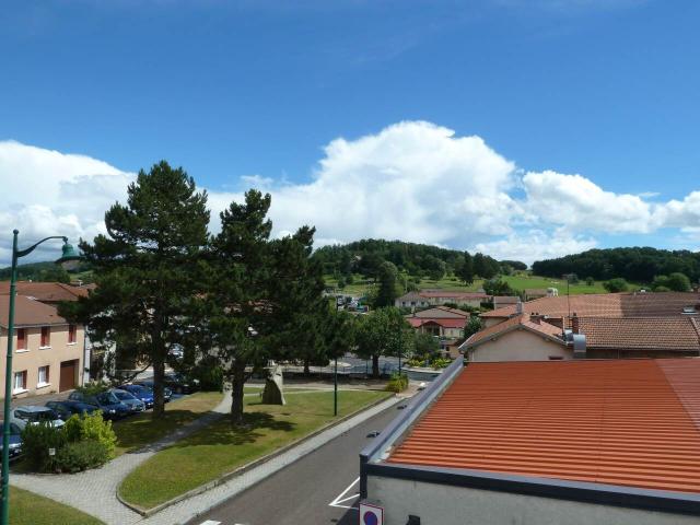 Appartement 3 pièces, 58 m² à louer à Saint Martin en Haut 69850