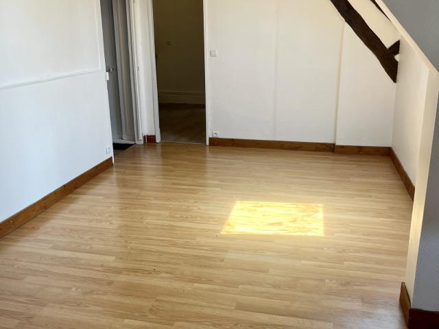 Appartement 3 pièces 58m2 à LIANCOURT