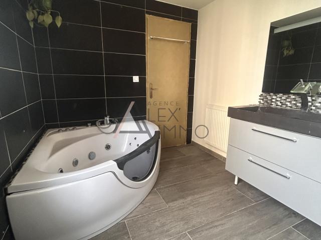 APPARTEMENT 3 PIECES 58M2 13012 MARSEILLE