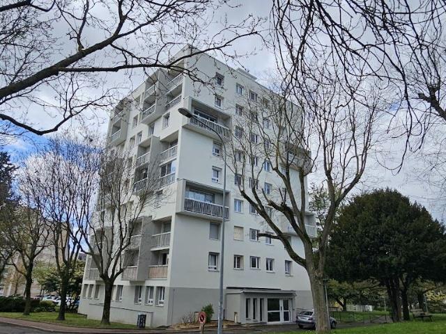 Appartement 3 pièces, 59 m² à louer à Créteil 94000