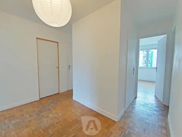 Appartement 3 pièces 59 m²