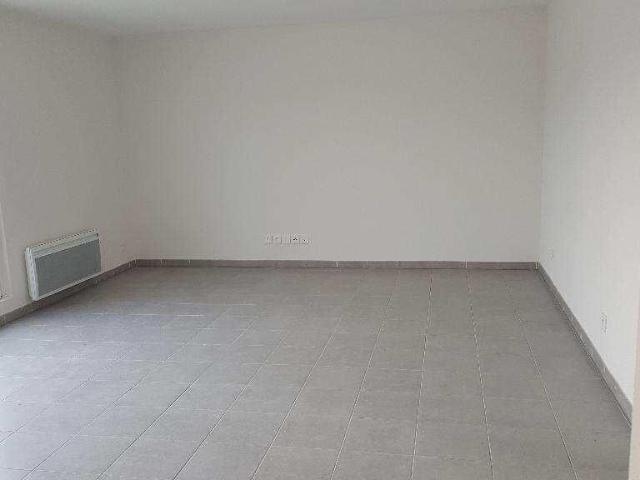 Appartement 3 pièces, 63 m² à louer à Agde 34300