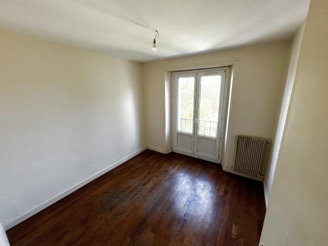 Appartement 3 pièces, 63 m² à louer à Fougères 35300