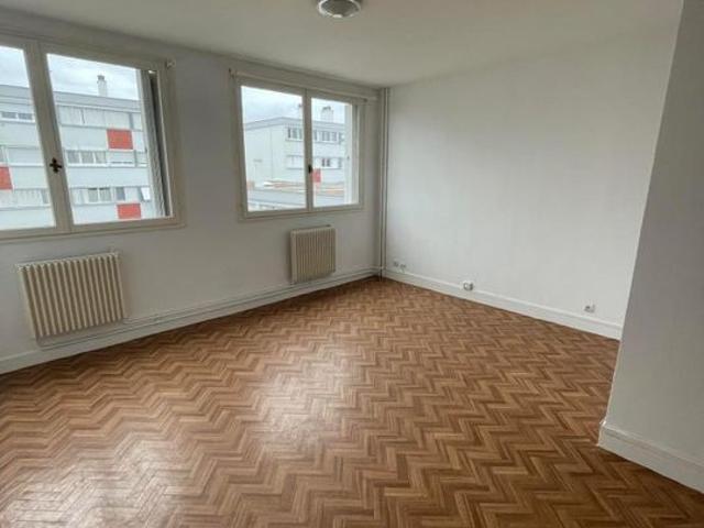 Appartement 3 pièces, 63 m² à louer à Fleury les Aubrais 45400