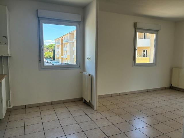 'Le Domaine de Valenson', rue Berthe Morisot, T3 refait.