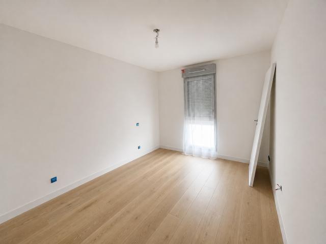 Appartement 3 pièces, 63 m² à louer à Luc la Primaube 12450
