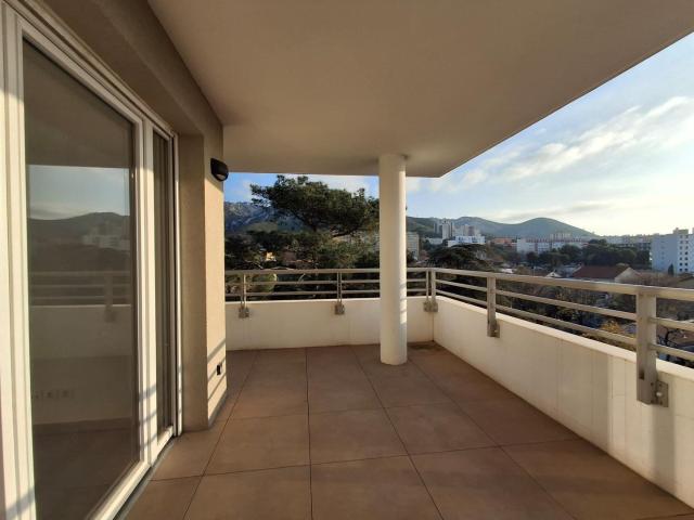 Appartement 3 pièces, 63 m² à louer à Marseille 10 13010