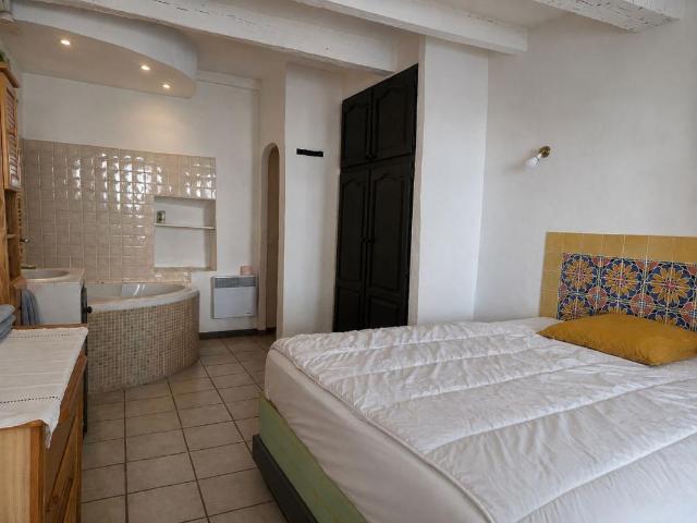 Appartement 3 pièces, 60 m² à louer à Aups 83630