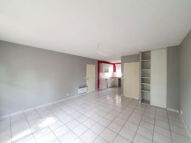 Appartement 3 pièces, 60 m² à louer à Ballan Miré 37510