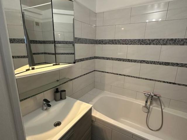 Appartement 3 pièces, 60 m² à louer à Cagnes sur Mer 06800