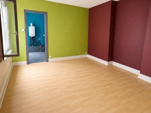 Appartement 3 pièces, 60 m² à louer à Le Cateau Cambrésis 59360