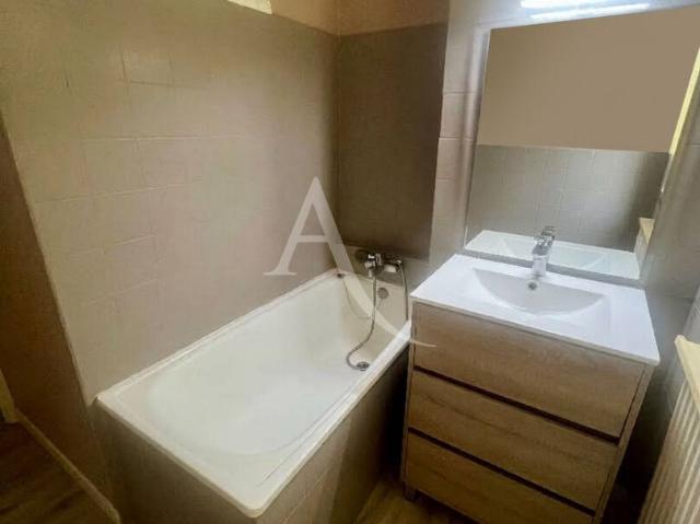 Appartement 3 pièces, 60 m² à louer à Orléans 45100