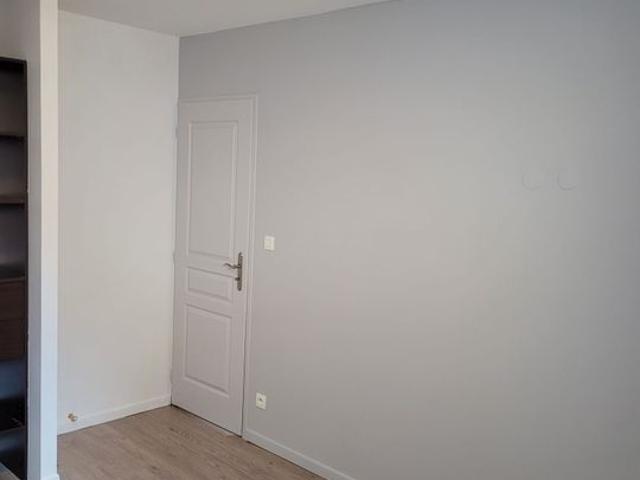 Appartement 3 pièces, 60 m² à louer à Rillieux la Pape 69140