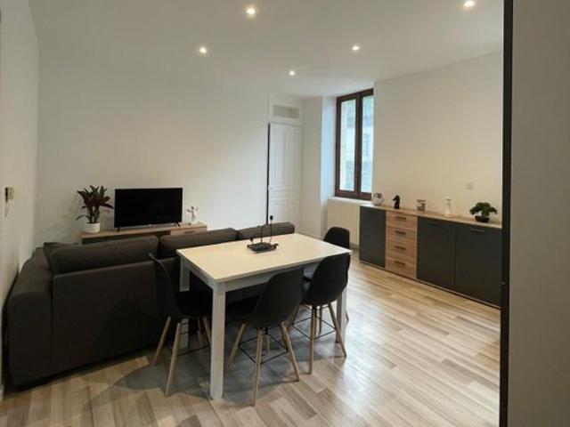Appartement 3 pièces, 60 m² à louer à Saint Claude 39200