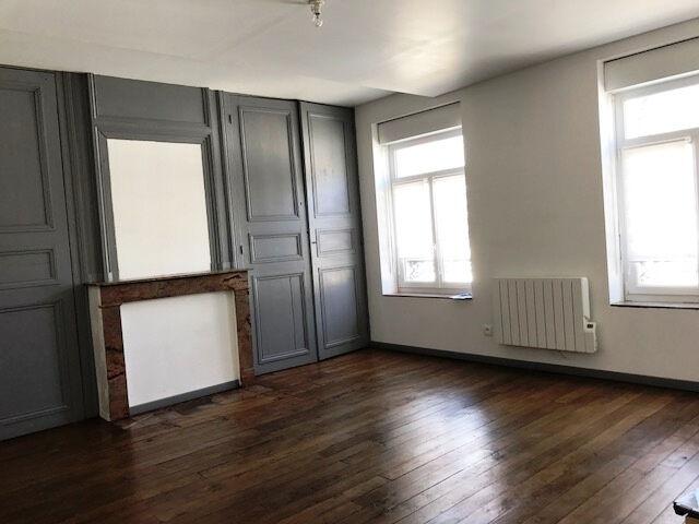 Appartement 3 pièces, 61 m² à louer à Avesnes le Comte 62810