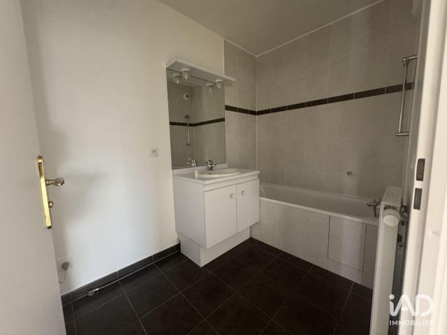 Appartement 3 pièces, 61 m² à louer à Chanteloup en Brie 77600