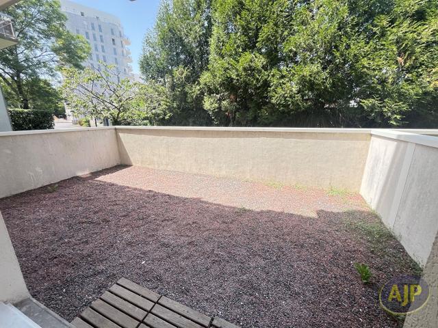 Appartement 3 pièces, 61 m² à louer à Nantes 44300