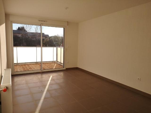 Appartement 3 pièces, 61 m² à louer à Pechbonnieu 31140