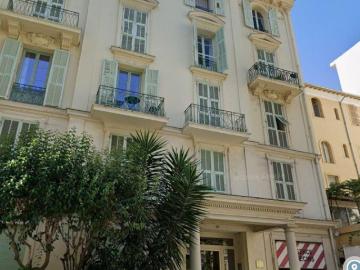 Appartement à vendre à Beau Rivage