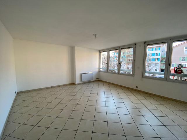 Appartement 3 pièces, 62 m² à louer à Voiron 38500