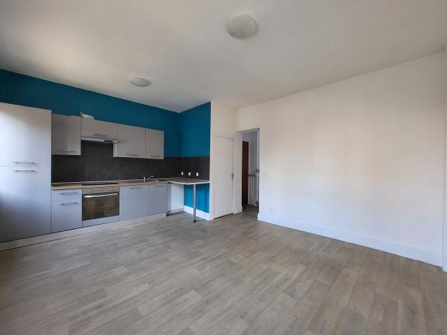 Appartement 3 pièces, 62 m² à louer à Béthune 62400